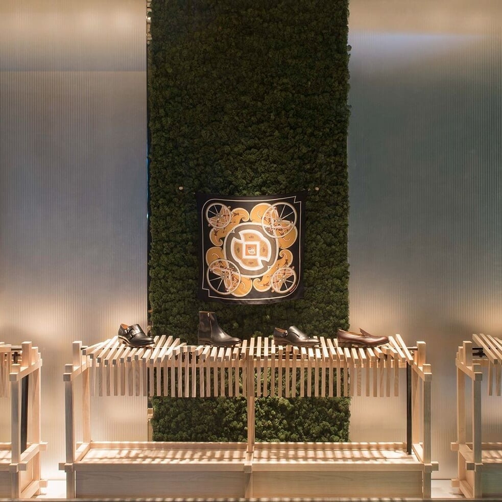 Kinetic Window Displays for Hermès
