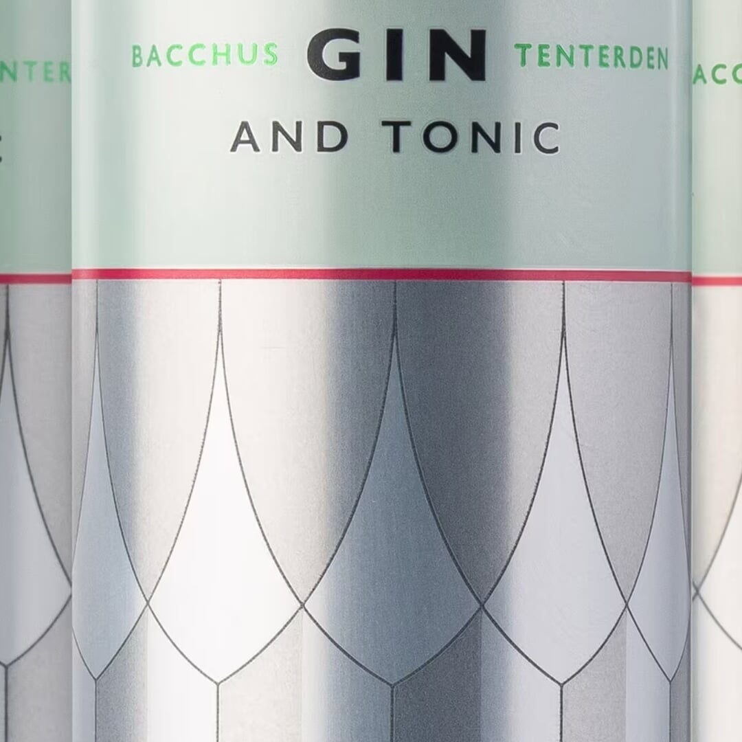 Packaging for Chapel Down Gin & Tonic RTD