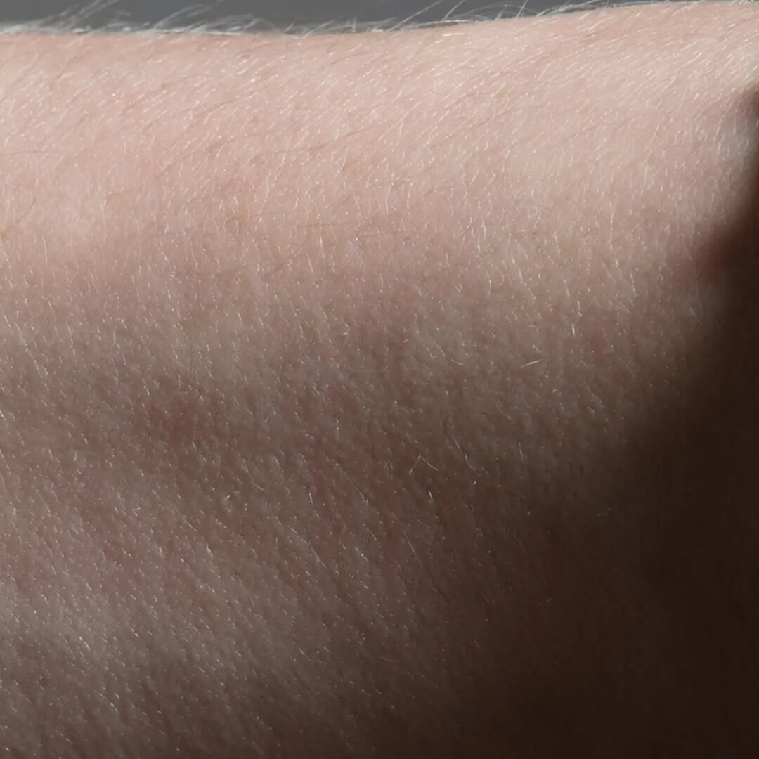 Product Design for a Loopless Smartwatch Band