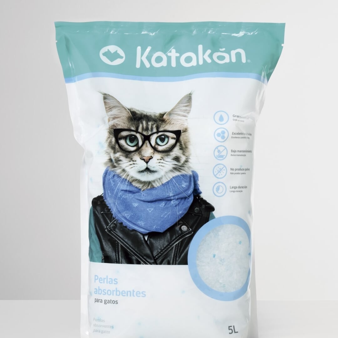 Packaging Rebranding for Katakán Pet Food
