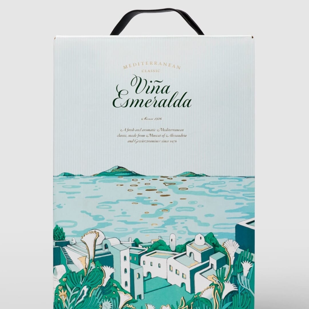 Packaging for a Limited-Edition Viña Esmeralda Wine