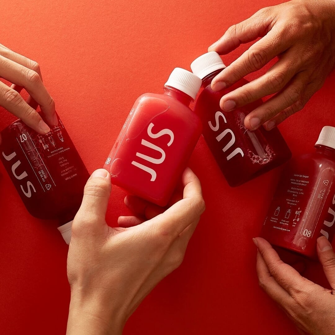 Brand identity and packaging for a cold-pressed juice pioneer 