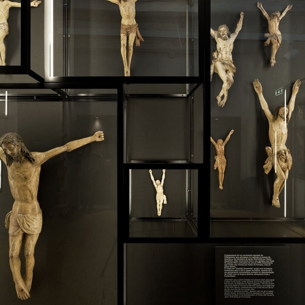 Exhibition Design for Christus Installation at Clérigos