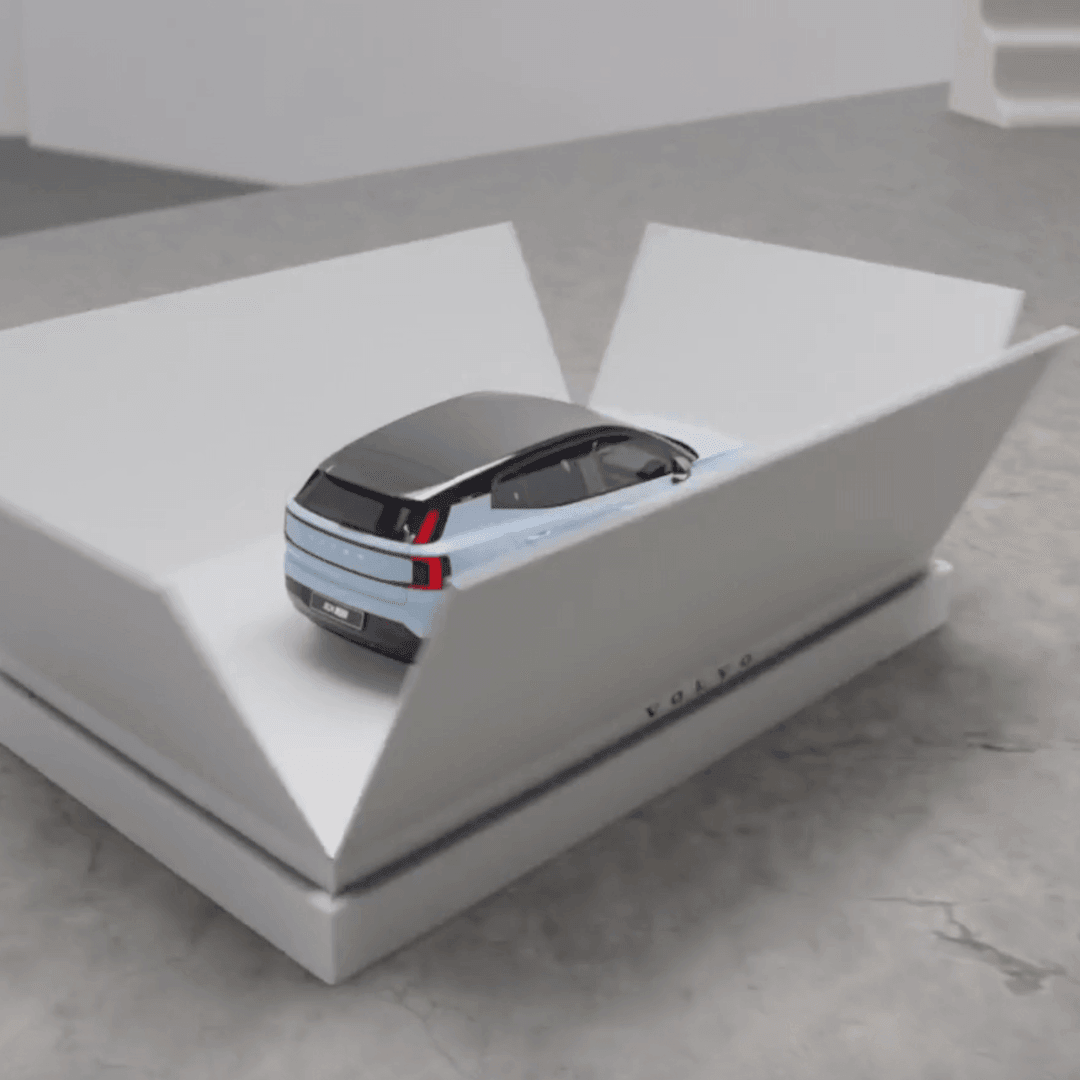 Global launch campaign for an electric SUV