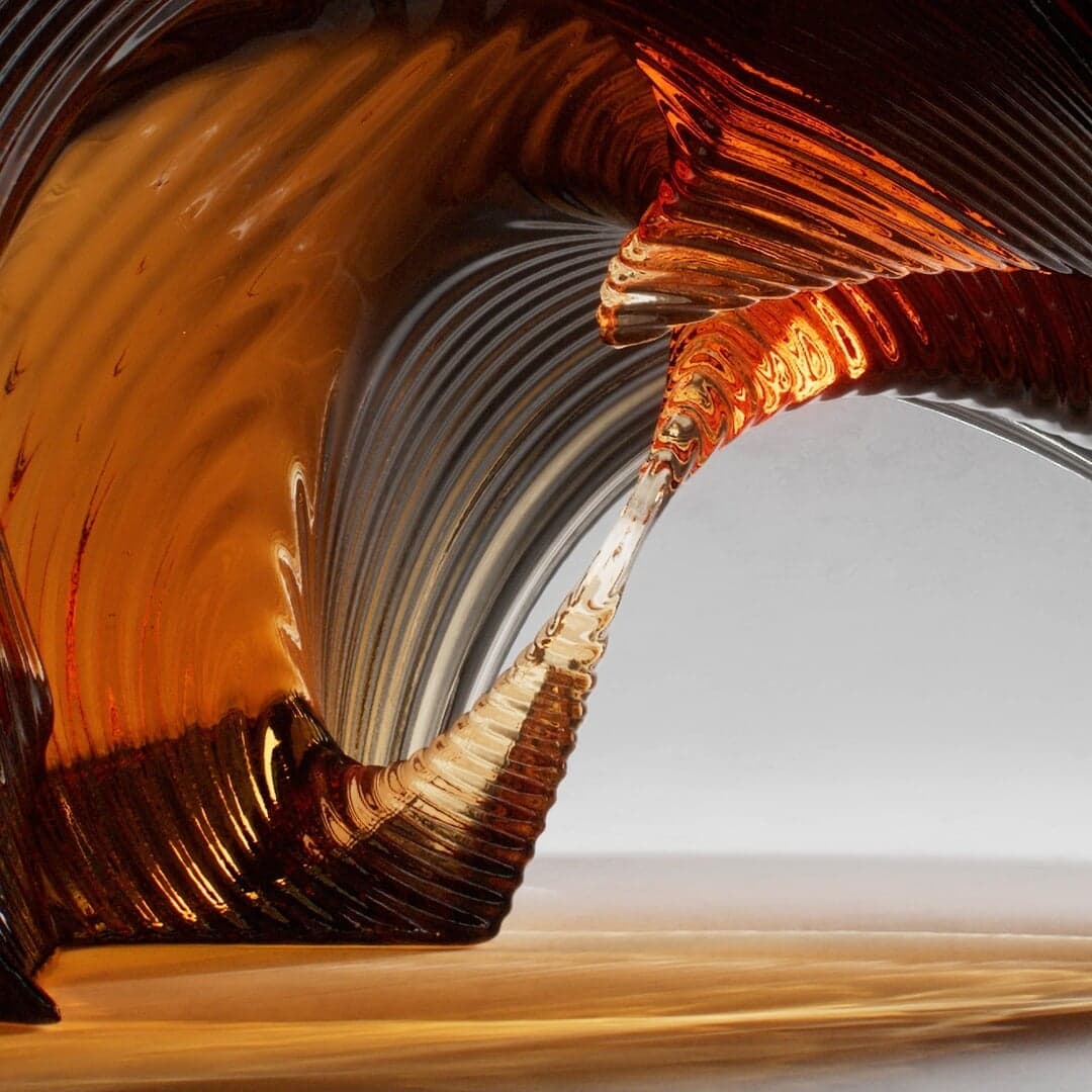 Experimental Motion Design For Amber Concept