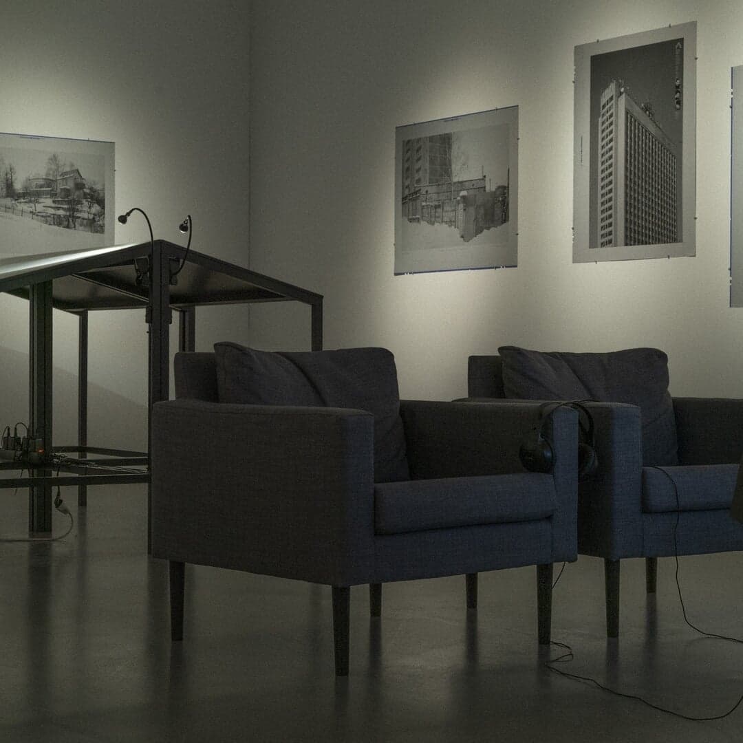 Exhibition Design For Venets Marion Ermer Preis